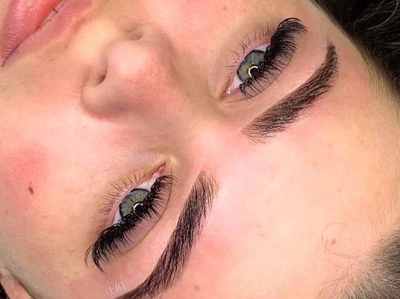 Preparing for Your First Eyebrow Tattoo Treatment